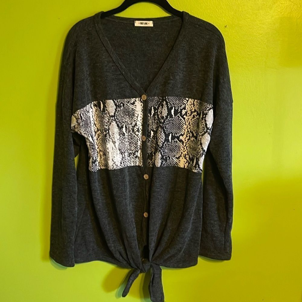 First Love Gray, Cream & Black Top With Snakeskin Print Size L